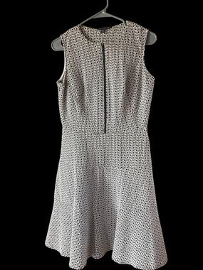 Sharagano Black & White Geometric Sleeveless Fit-and-Flare Dress